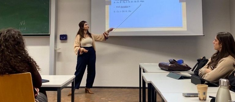  لماذا تفشل دورات تعليم اللغة الكردية للأطفال في أوروبا ؟